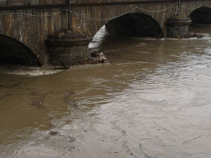 Maltempo, il Po sale di 3,5 metri in 24 ore.  Lago Maggiore a oltre 160% riempimento
