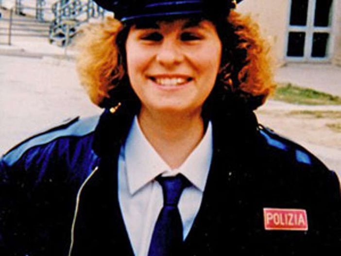 Domani a San Martino di Trecate l’intitolazione della piazza a Emanuela Loi Domani a San Martino di Trecate l’intitolazione della piazza a Emanuela Loi