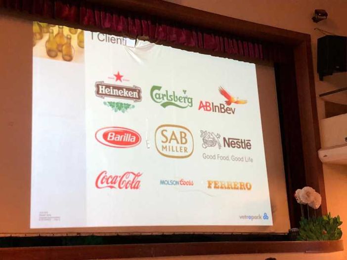 Vetropack arriva a Boffalora con una ‘dote’ da oltre 600 milioni di euro e clienti come Coca Cola e Ferrero