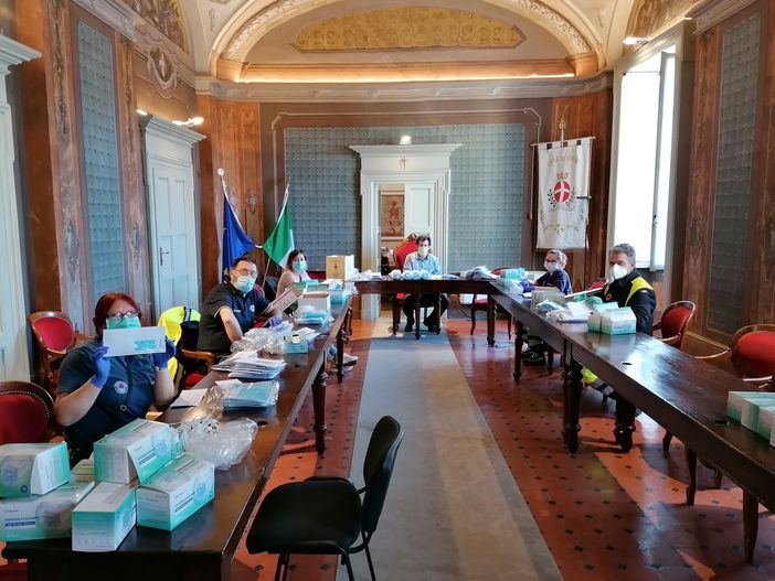 I numeri della solidarietà a Broni: 140 volontari, 13.500 euro di aiuti già distribuiti alle famiglie