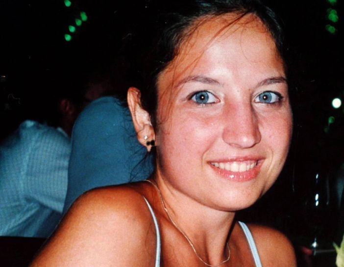 Caso Garlasco, periti: "In bocca Chiara Poggi c'è Dna da contaminazione" Caso Garlasco, periti: "In bocca Chiara Poggi c'è Dna da contaminazione"