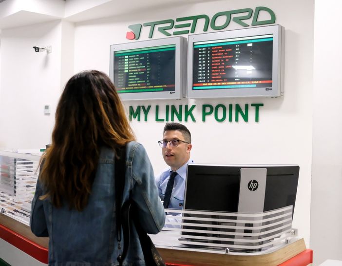 Trenord assume e cerca assistenti alla vendita per le biglietterie (e non solo). Candidature aperte fino al 23 luglio