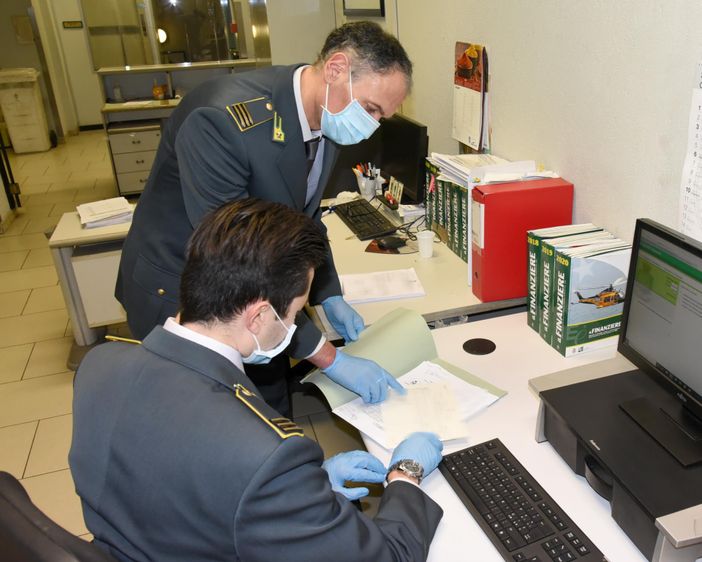 Gdf Milano: eseguito sequestro su beni immobili per 25 milioni di euro per bancarotta, riciclaggio e frode fiscale anche in provincia di Pavia