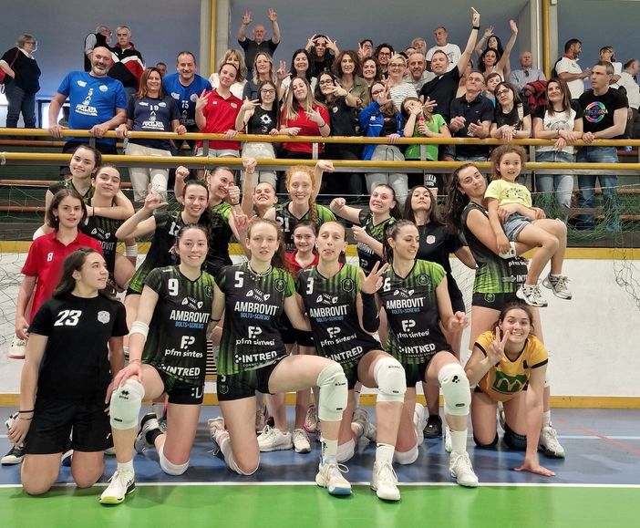 Volley B1 femminile: Garlasco non dà scampo a Rubiera e vola ai playoff con il secondo posto Volley B1 femminile: Garlasco non dà scampo a Rubiera e vola ai playoff con il secondo posto