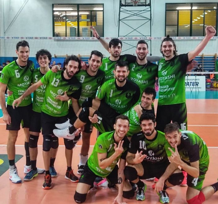 La gioia di capitan Puliti e compagni dopo la vittoria al tie-break