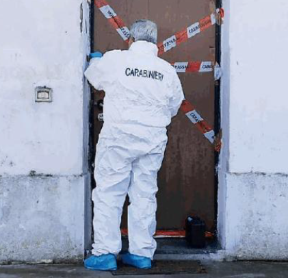 Mortara: aveva tentato di uccidere con una coltellata al collo un 39enne, 55enne arrestato dalla Polizia francese Mortara: aveva tentato di uccidere con una coltellata al collo un 39enne, 55enne arrestato dalla Polizia francese