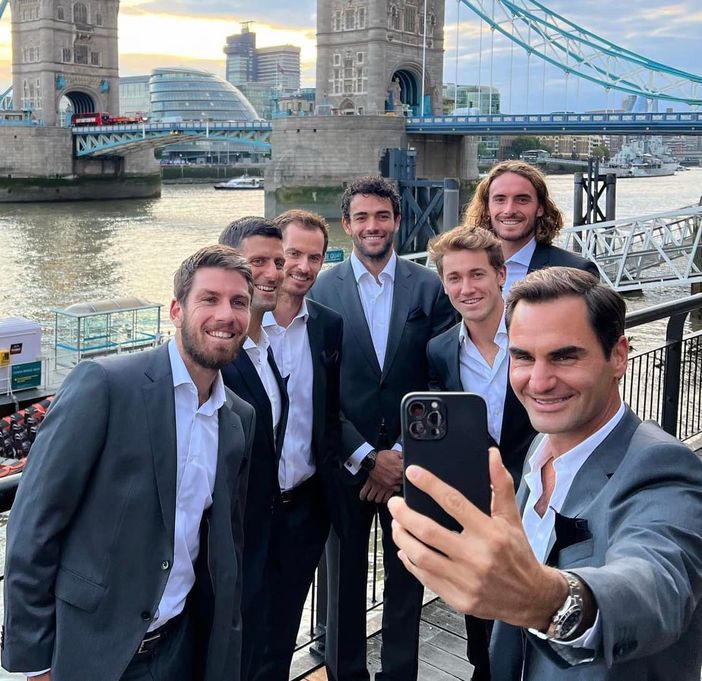 Stasera l’addio del grande Roger Federer al tennis: in doppio con Nadal Stasera l’addio del grande Roger Federer al tennis: in doppio con Nadal