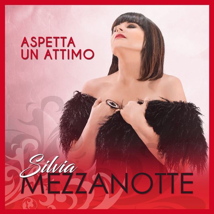 Silvia Mezzanotte: esce il 31 maggio il nuovo album ‘Aspetta un attimo’