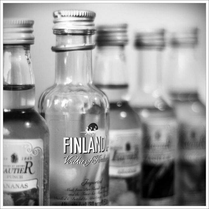 Beve vodka: 13enne in coma etilico a Pavia Beve vodka: 13enne in coma etilico a Pavia