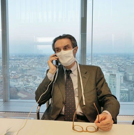 Fontana: «A Conte ho chiesto l'aiuto dell'Esercito, il fermo dei cantieri e ulteriori chiusure commerciali e degli uffici pubblici»