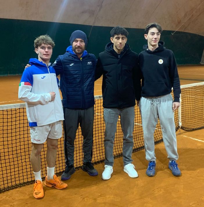 (Nella foto da sinistra: Francesco Arrobbio, il tecnico Matteo Longo, Juan Cruz Martin Manzano e Andrea Brini)