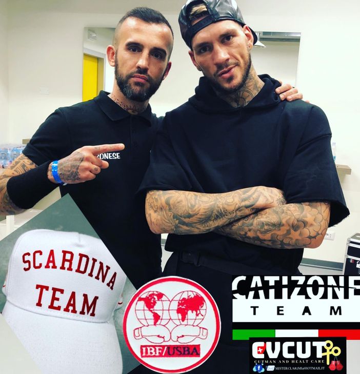 Pugilato, Scardina conferma il titolo IBF. Al suo angolo era presente il cutman lomellino Veronese Pugilato, Scardina conferma il titolo IBF. Al suo angolo era presente il cutman lomellino Veronese