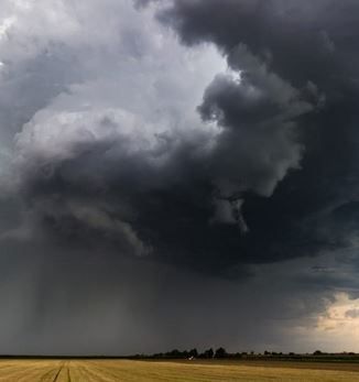 Violento nubifragio nell'Ovest Ticino: Situazione critica nei comuni colpiti Violento nubifragio nell'Ovest Ticino: Situazione critica nei comuni colpiti