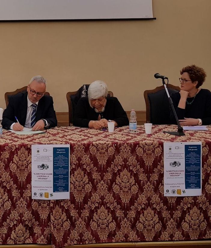Pavia: Convegno in Prefettura contro il bullismo: &quot;Diritto di vivere liberi&quot;