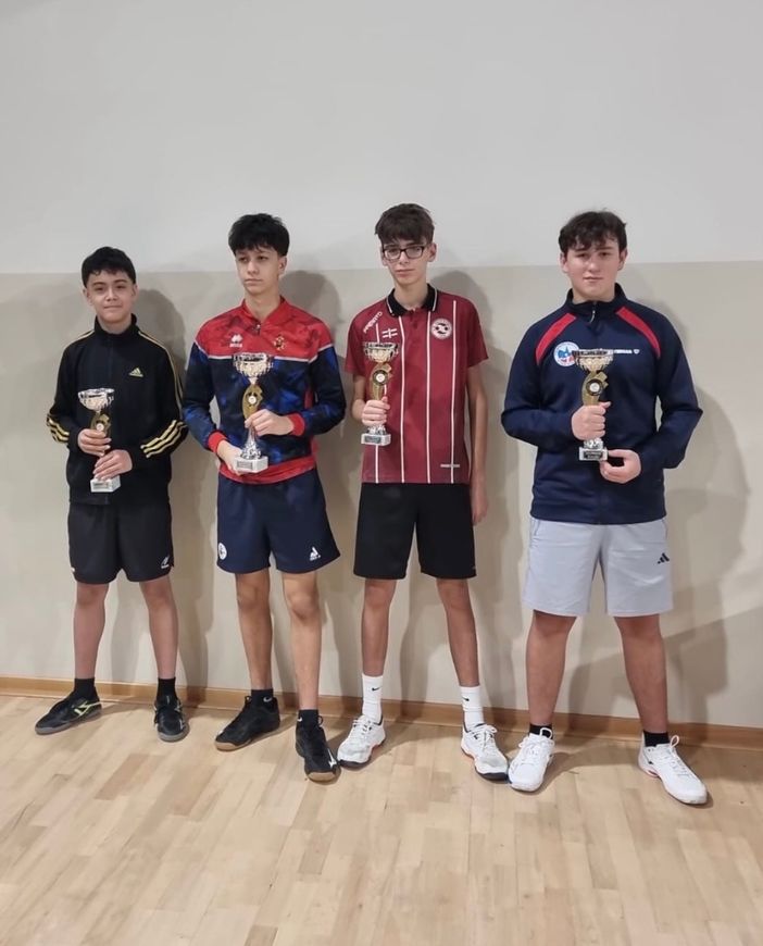 Tennistavolo: torneo regionale giovanile, brilla Christian Sassi, autore di un’impresa contro l’ex Deleraico