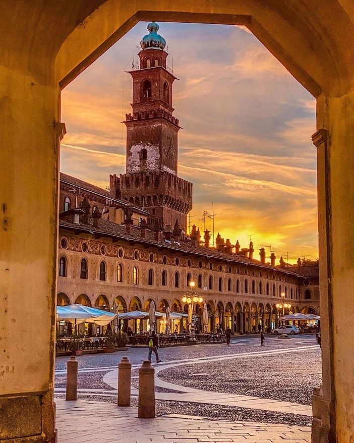 Vigevano città d'acqua, tour online domenica 11 aprile Vigevano città d'acqua, tour online domenica 11 aprile