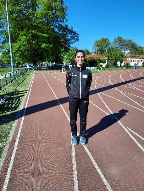 Francesca Bertolotti campionessa regionale Studenteschi salto in lungo Francesca Bertolotti campionessa regionale Studenteschi salto in lungo