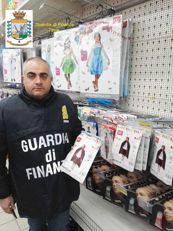 Pavia, operazione Carnevale sicuro: sequestrati centinaia di prodotti illegali, denunciate 2 persone e elevate sanzioni per oltre 200 mila euro