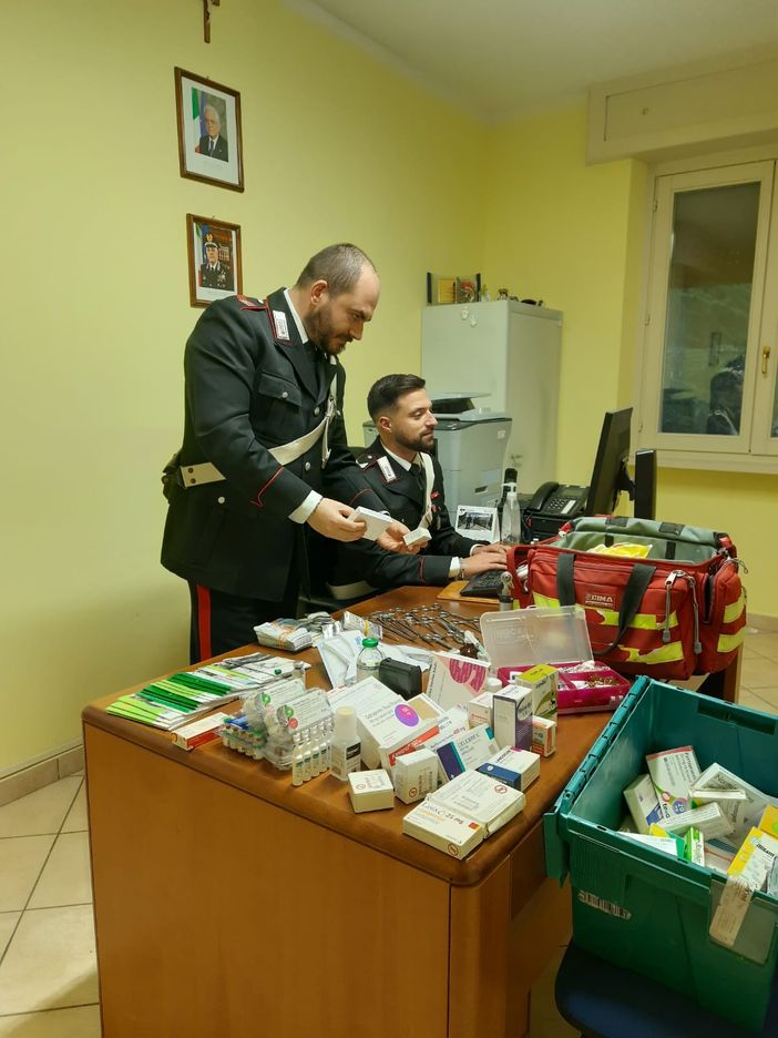 Oltrepò: radiato da 9 anni dall'albo dei veterinari continuava ad esercitare, scatta la denuncia per un 64enne