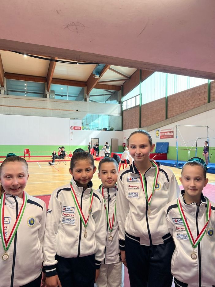 Ginnastica, settimo posto per le giovani atlete della Costanza Massucchi Mortara nella prova del campionato silver