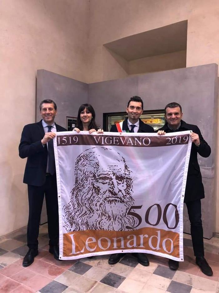 Vigevano, vince la pioggia...ma si celebra Leonardo (FOTO)