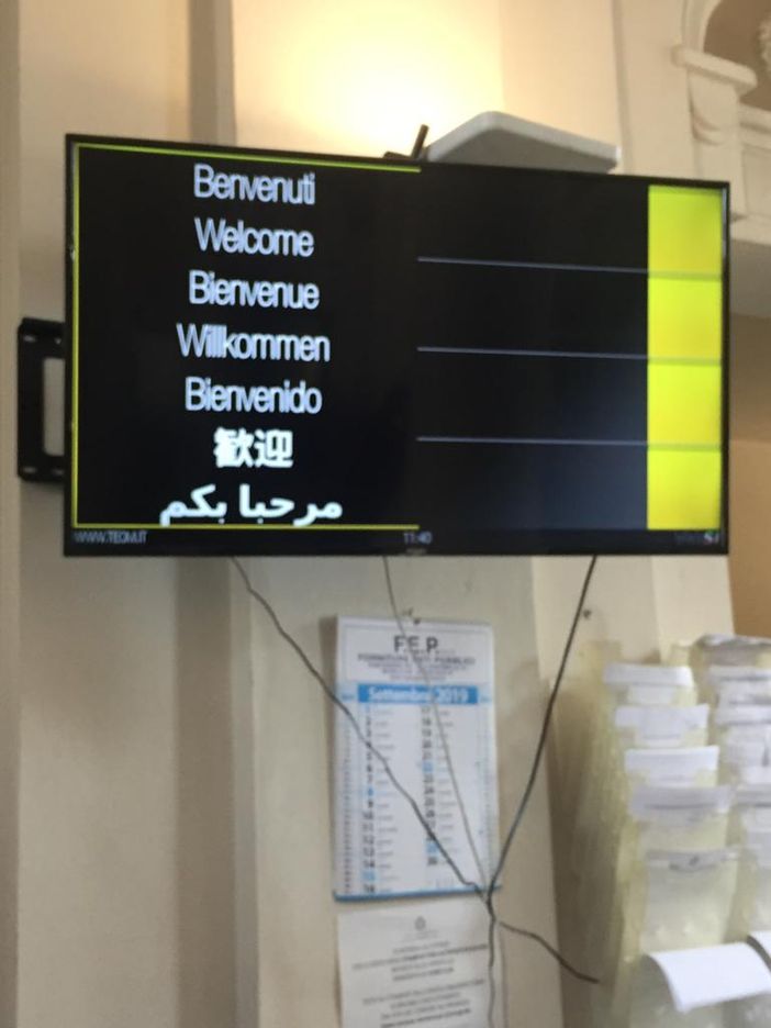 Mortara, attivi i totem per regolare la fila in comune