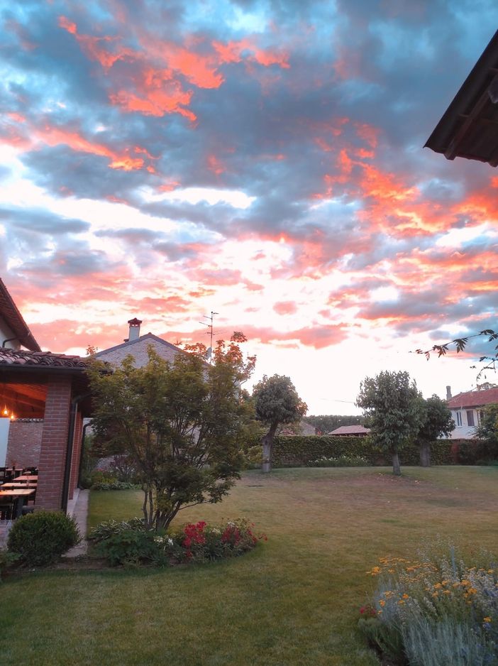 25 Luglio, giornata di festa a San Giacomo della Cerreta, tappa della Via Francigena appena fuori Pavia 25 Luglio, giornata di festa a San Giacomo della Cerreta, tappa della Via Francigena appena fuori Pavia