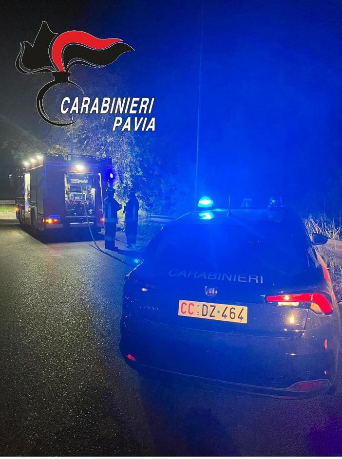 Landriano, perde il controllo della propria auto e finisce in un fosso Landriano, perde il controllo della propria auto e finisce in un fosso