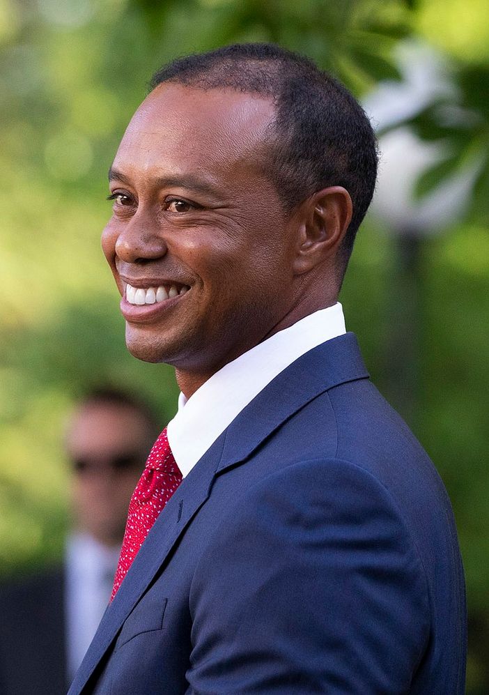 Tiger Woods ha rotto il suo silenzio dopo che l'indagine sul suo incidente è stata chiusa: "Sono molto grato" Tiger Woods ha rotto il suo silenzio dopo che l'indagine sul suo incidente è stata chiusa: "Sono molto grato"