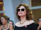 Mostra di Venezia, Susan Sarandon sul tappeto rosso con la spilletta 'cessate il fuoco a Gaza'