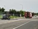 Magenta: auto in fiamme in via Murri, fumo invade la strada