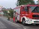 Zinasco, camion contenente sostanze infiammabili esce di strada, Vigili del fuoco in azione e circolazione interrotta per alcune ore