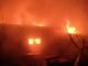 Cava Manara: capannone di un officina divorato dalle fiamme, Vigili del fuoco impegnati per 4 ore
