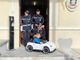 Trino: raccontano sui social la sparizione dell'auto elettrica del figlio, carabinieri e Polizia locale la recuperano
