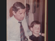 Gigi Riva con il figlio Nicola da piccolo (foto tratta dalla pagina Facebook di Nicola Riva)