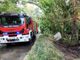 Pavia: incendio di baracche e sterpaglie in strada Valbona