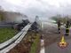 FOTO. Ferrari in fiamme dopo incidente nel Vercellese: due morti carbonizzati