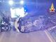 FOTO. Auto si ribalta nel Comasco, ma all'arrivo i soccorsi non trovano nessuno