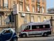Novara: colto da malore mentre è alla guida si schianta contro il rondò di largo don Minzoni