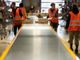 Amazon aumenta dell’8% lo stipendio dei dipendenti logistica: ora 1.680 euro lordi
