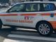 Incidente alla rotonda di Corbetta: ragazzo in monopattino investito da un’auto è grave in ospedale