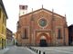 Mortara, fanno esplodere petardi in basilica, identificati i vandali