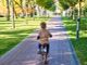 Milano, bambino in bici urta anziana che muore: indagato il padre
