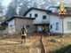 Abitazione in fiamme nel Comasco: muore un uomo, la figlia salvata dai vigili del fuoco