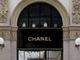 Chanel ‘sbarca’ in Galleria a Milano: contratto da oltre 2 milioni l’anno (per 188 metri)