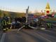Elicottero precipita sulla rampa dell'Autolaghi a Fino Mornasco