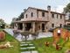 Verde domestico, ora pollai e giardini diventano design luxury