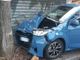 Magenta: auto si schianta contro albero a fianco dell’ospedale, due feriti