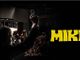 &quot;Mike&quot; vince ancora in tv. La miniserie conquista il pubblico (ed emoziona la moglie)