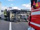 Auto urta la cuspide e si ribalta sulla superstrada di Malpensa
